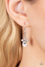 Load image into Gallery viewer, Flawlessly Famous - Red