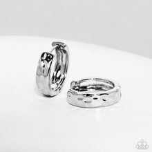 Load image into Gallery viewer, Hammered Hyperaware
