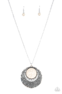 Medallion Meadow- White